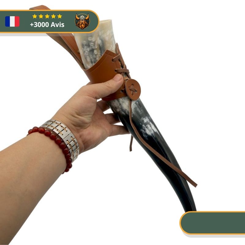 Corne à Boire Viking Avec Attache – Image 3
