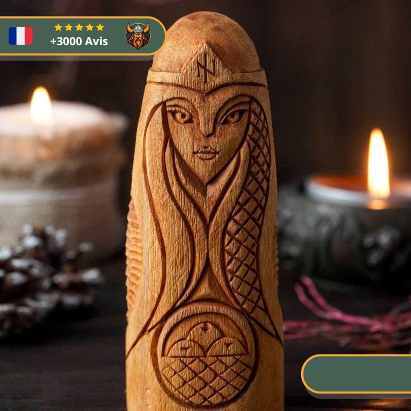 Statuette Viking en bois - Idunn – Image 3