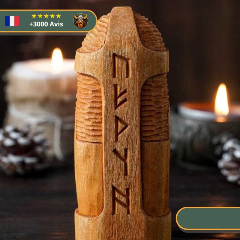 Statuette Slave en bois - Perun – Image 2